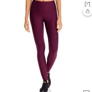 ALO YOGA high waisted airbrush leggings plum